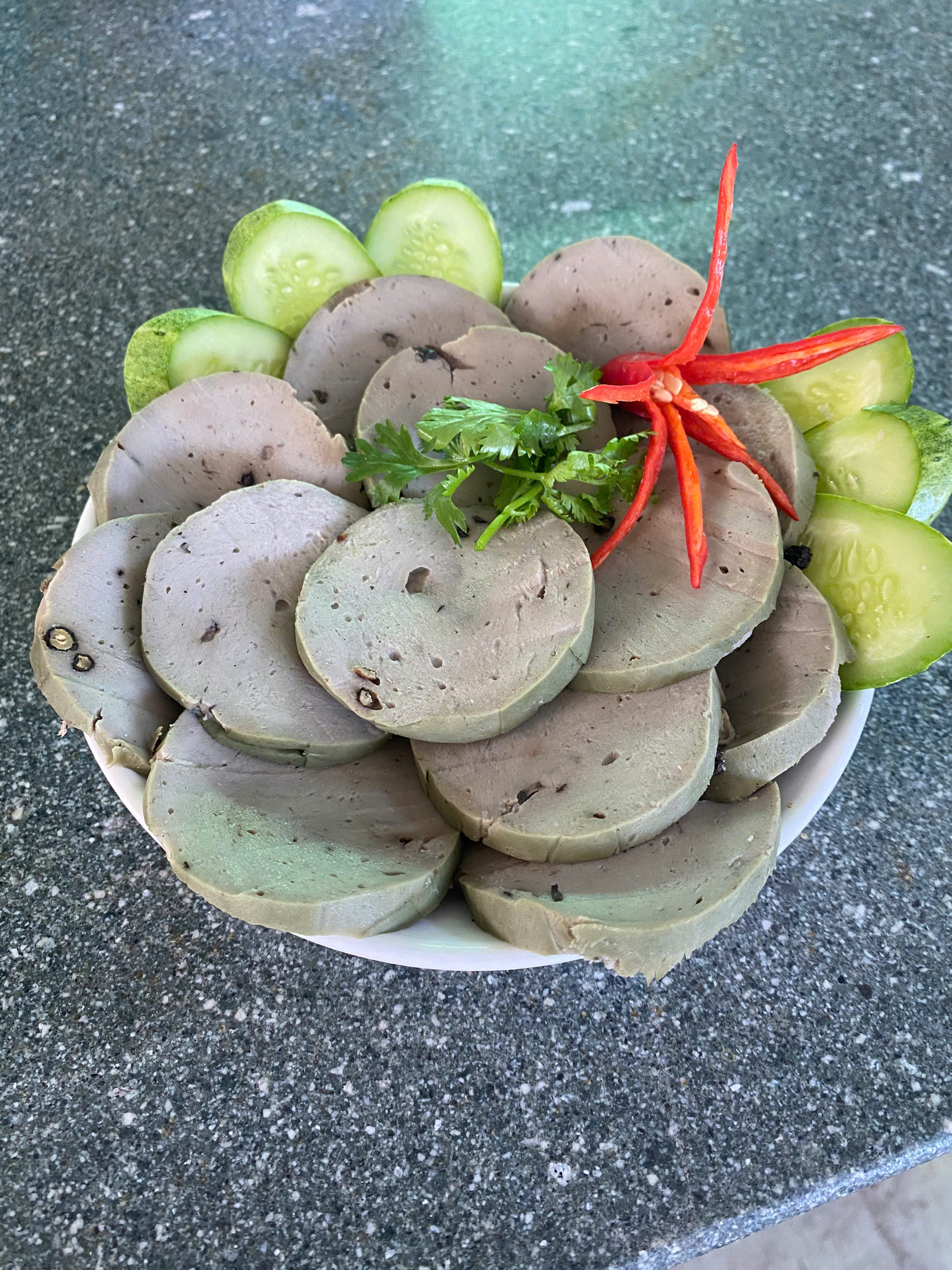 Chả lụa NAVI nấm chay (Chả lụa thực vật tự nhiên 100% và nấm mỡ tươi)